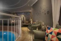 Alpenhotel Stefanie - プール