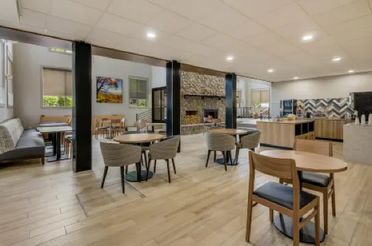 Graystone Lodge, Ascend Hotel Collection