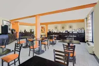 Super 8 by Wyndham Hermitage Nashville Hotel a Green Hill