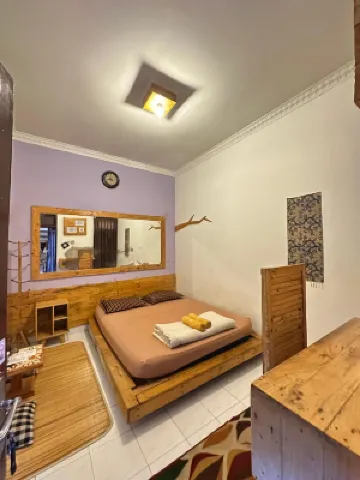 Rumah Roso Homestay Hoteles cerca de Pasar Ngasem