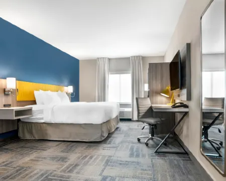 Comfort Inn & Suites Destin Near Henderson Beach Hotels in Destin