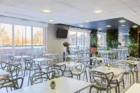 Sure Hotel by Best Western St-Amand-Les-Eaux - breakfast