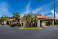 Super 8 by Wyndham Savannah - 2 Sao