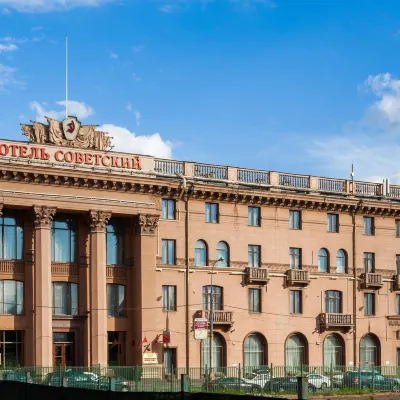 Legendary Hotel Sovietsky Các khách sạn gần Ga Dinamo