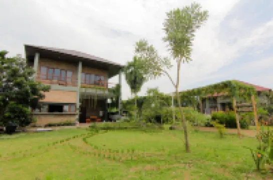 Bua Guest House Hotels in 