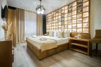 Wood House Hotel