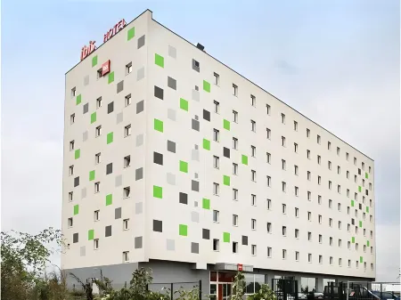 Ibis Sofia Airport Hotel Отели рядом с достопримечательностью «Национальная Галерея»