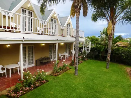 @Yamkela Guest House Отели в г. Оудсхорн