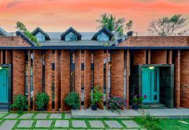 Tentgram Brickhouse
