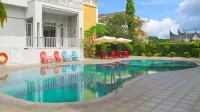 Ibis Padang - Ocean View