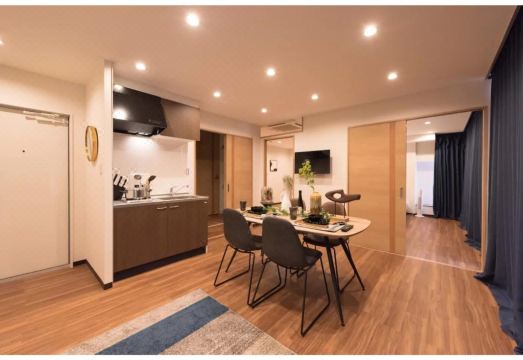 발코니에서 바라본 도쿄 스카이트리