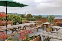 The Hawk & Buckle Inn - 2-Star