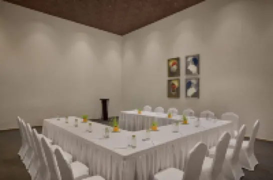 The Fern Heaven on the Hills Hatgad-Saputara, Series by Marriott