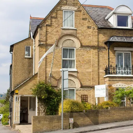 Abbey Lodge Hotel