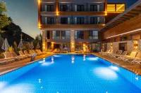 Regnum Banya Thermal Hotel - Pools
