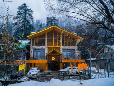 The Hosteller Jibhi โรงแรมใน