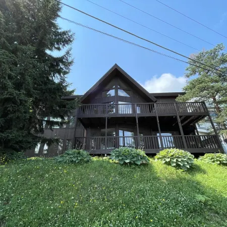 Furano Lodge 10 by H2 Life