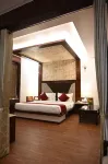 Square Inn