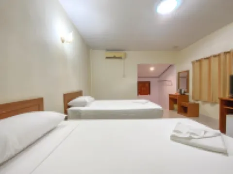 ระนองรีสอร์ท แอนด์ ลากูน่า โรงแรมในอำเภอ กะเปอร์