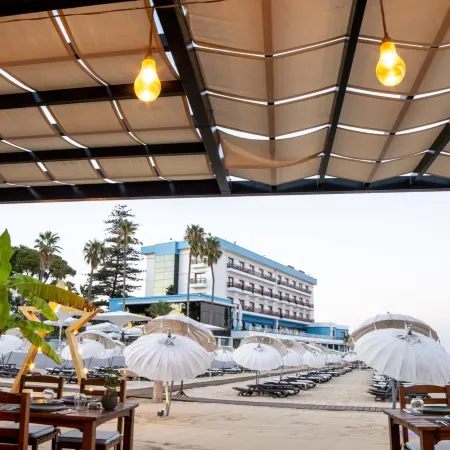 Arkin Palm Beach Hotel