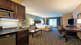 Holiday Inn Express & Suites Butte