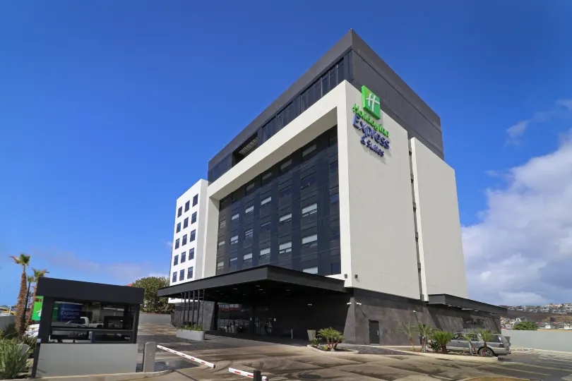 Holiday Inn Express & Suites Ensenada Centro