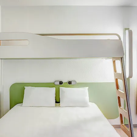 Ibis Budget Caen Memorial Отели в г. Сен-Контест