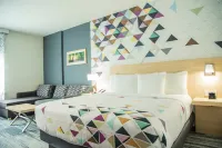 La Quinta by Wyndham Lake City Hotels near Big Shoals Trail