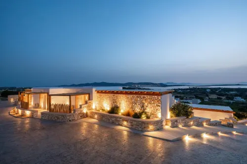 Anna Platanou Suites Hotels in Antiparos