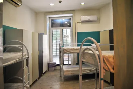 Balarm - Hostel and Bar