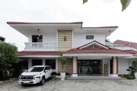 Urbanview Hotel Tritia Lampung