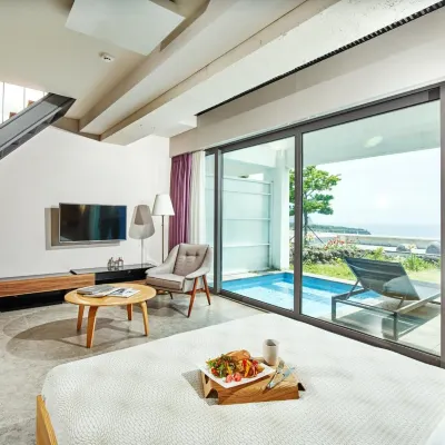 Jeju BOM Stay & Art Gallery Hotels near Hyelimsa Temple