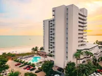Diamond Head Beach Resort Hotels near The Pier Peddler