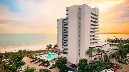 Diamond Head Beach Resort