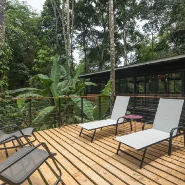 La Shamana - Ecological Concept in Jungle
