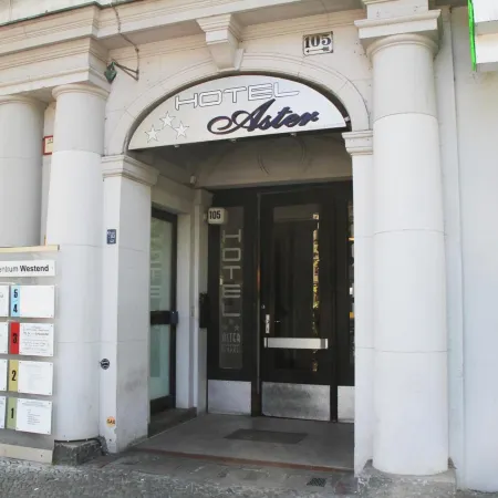 Hotel Aster an der Messe Отели рядом с достопримечательностью «Стадион «Моммзенштадион»»