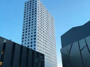 Quality Hotel Strawberry Arena