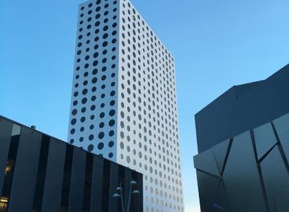 Quality Hotel Strawberry Arena