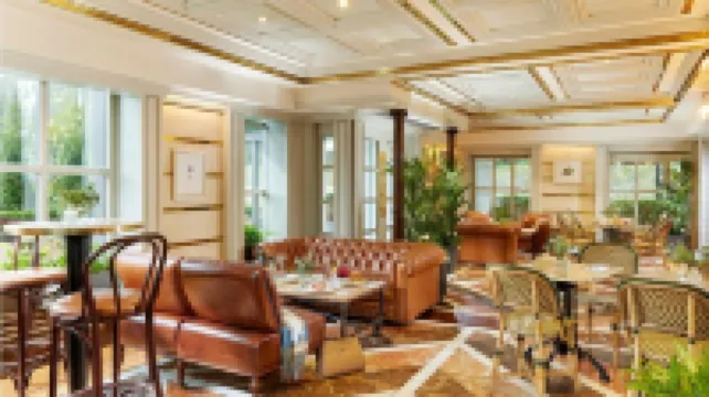 킬러니 플라자 호텔 & 스파