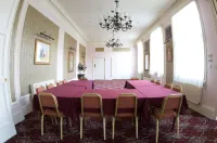 George & Pilgrims Hotel