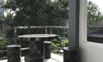 Airport Pearl Residence