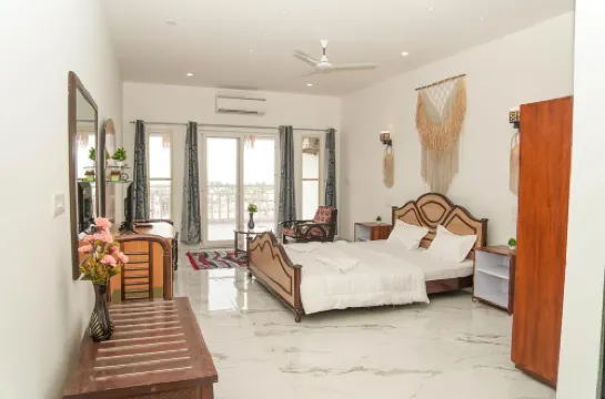 Samira Sea View