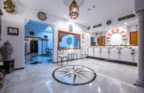 洛斯奧梅亞斯住宿