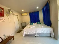 Patcharin Home Stay