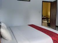 Ilhami Hotel Nglegok Hotéis em Blitar Regency