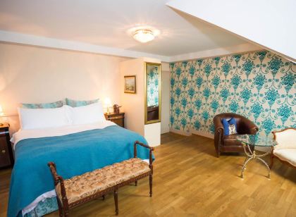 Townhouse Boutique Hotel