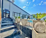 Le Blue Guesthouse Hotels in Bluewater Bay