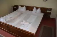 Alte Dorfschänke Hotels in Losnich