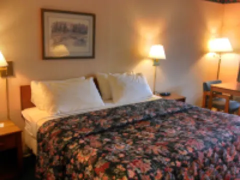 アメリカズ ベスト バリュー イン マリオン ノースカロライナ マクドウェルのホテル