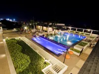 L'Fisher Hotel Bacolod - Pool